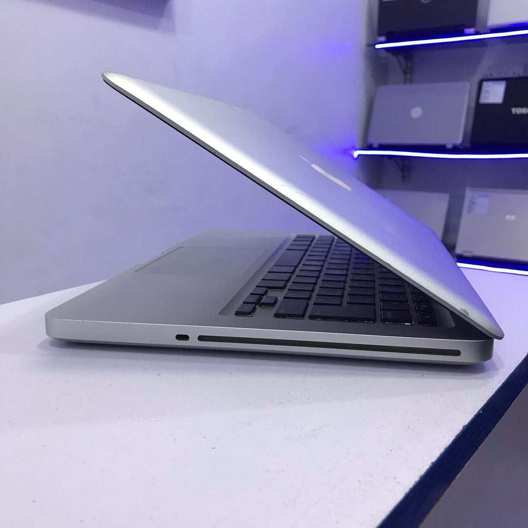 MacBook Pro Model 13 Inch