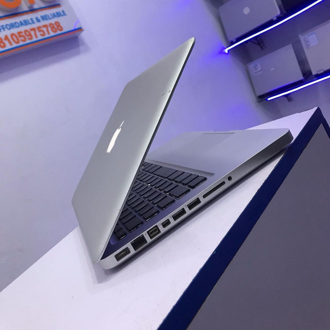 MacBook Pro Model 13 Inch